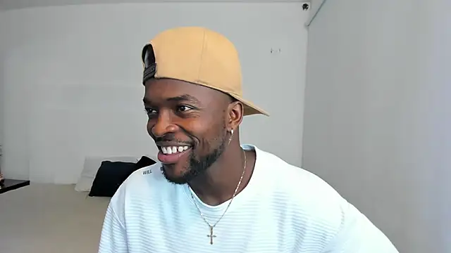 Dylan Taylor online show from March 12, 3:02 am