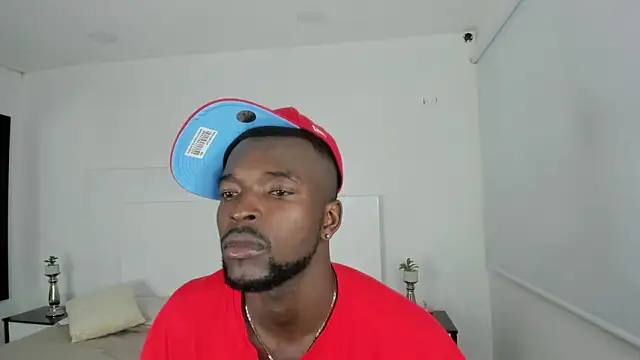 Dylan Taylor online show from December 28, 9:30 pm