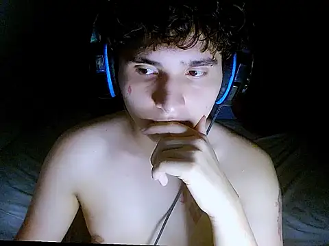 Charley quin online show from March 28, 11:27 pm