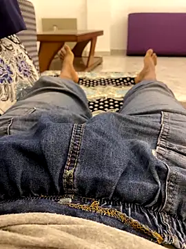 Lahcene online show from November 7, 1:47 pm