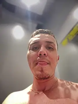 adam-rivera online show from October 9, 11:31 pm