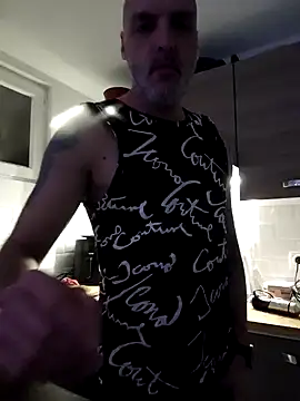 Snapshot of ariel-rick chatting on December 10, 7:22 pm ariel-rick online show from December 10, 7:22 pm