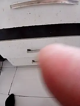 frotasso online show from October 15, 7:32 pm