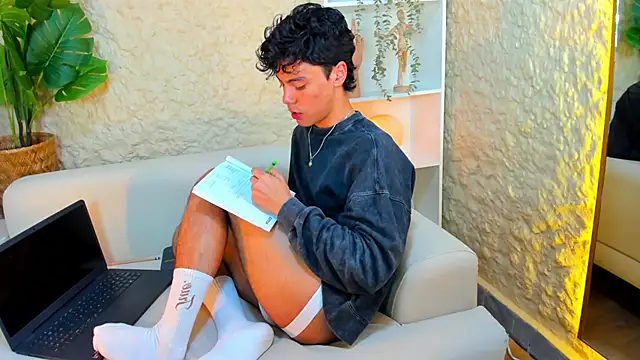 Dammon Stallion online show from January 10, 1:52 pm