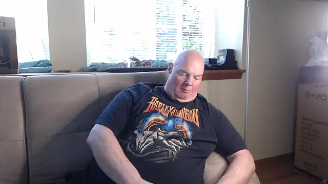 Snapshot of harley99574 chatting on September 13, 8:21 pm harley99574 online show from September 13, 8:21 pm