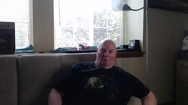 Snapshot of harley99574 chatting on October 23, 6:11 pm harley99574 online show from October 23, 6:11 pm