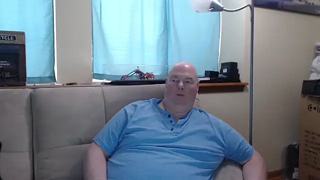 Snapshot of harley99574 chatting on October 31, 1:14 pm harley99574 online show from October 31, 1:14 pm