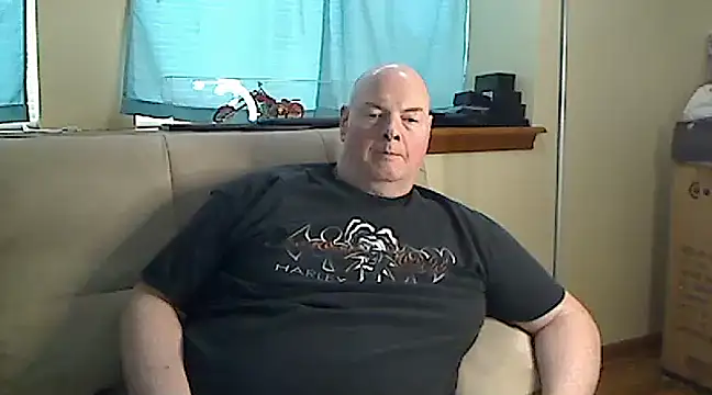 Snapshot of harley99574 chatting on February 19, 10:09 pm harley99574 online show from February 19, 10:09 pm