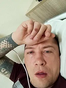 Alex duet online show from December 18, 3:15 am