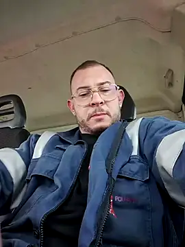 jourdinio13 online show from January 23, 9:18 am