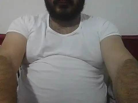 UrfavSlaveBitch online show from March 3, 6:37 pm