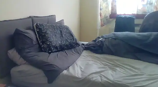 farock online show from February 8, 9:46 am