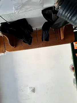 Snapshot of alexjs84 chatting on December 20, 3:00 pm alexjs84 online show from December 20, 3:00 pm