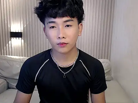 dangerzone0122 online show from September 20, 5:13 pm