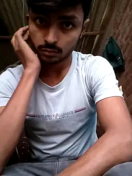 Suraj223kumar online show from November 4, 2:34 am