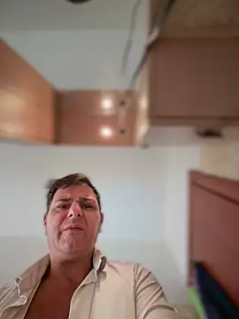 SecretlyDD online show from February 18, 10:13 am