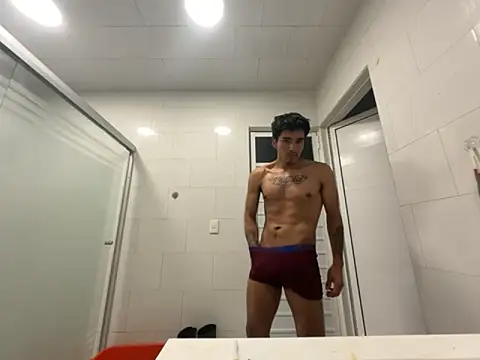 Snapshot of GIOOOO568 chatting on September 30, 6:51 am GIOOOO568 online show from September 30, 6:51 am