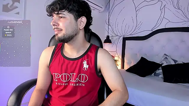 Samir bear online show from April 8, 1:09 pm