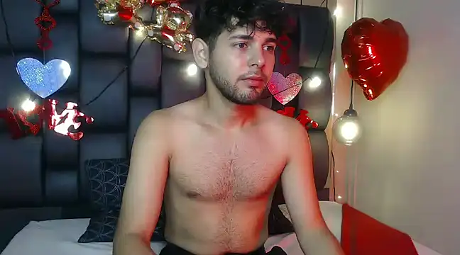 Snapshot of Samir_bear chatting on February 13, 12:21 pm Samir bear online show from February 13, 12:21 pm