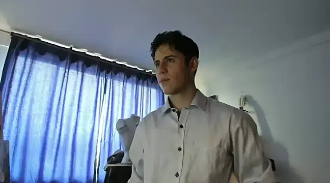 Snapshot of Antonello_Vannucci chatting on March 4, 7:11 pm Antonello Vannucci online show from March 4, 7:11 pm