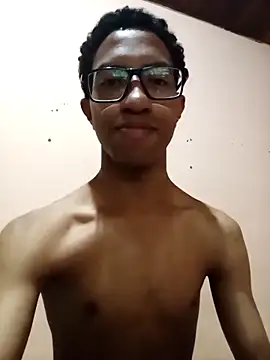 matheusroger online show from January 7, 1:39 am