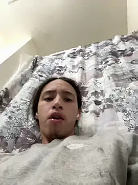 Snapshot of qbaby96 chatting on March 2, 11:41 am qbaby96 online show from March 2, 11:41 am