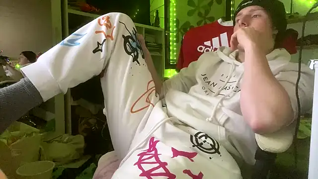 Germanyone online show from February 23, 9:25 pm