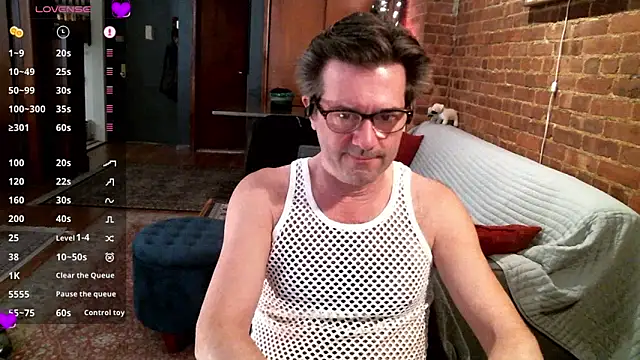 Johnny Bottoms online show from March 16, 2:22 pm