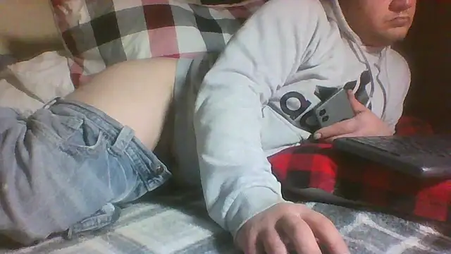 Snapshot of party51502 chatting on January 17, 5:31 pm party51502 online show from January 17, 5:31 pm