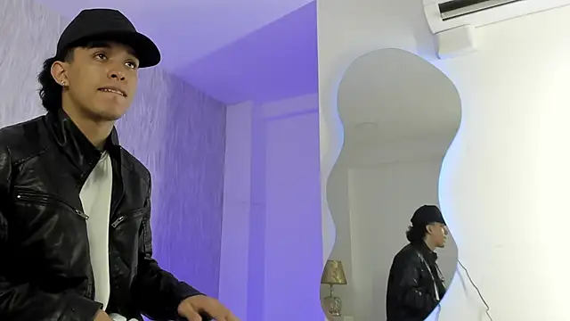 jason hanks8 online show from January 5, 10:10 am