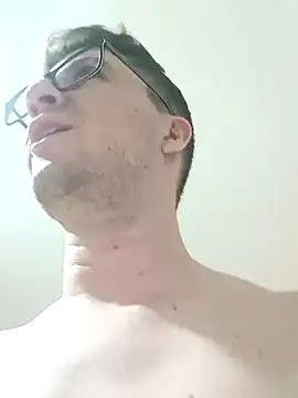 Snapshot of MrBelac chatting on December 30, 5:26 am MrBelac online show from December 30, 5:26 am