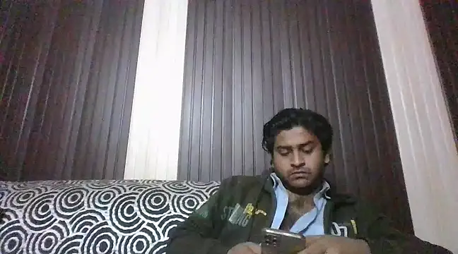 Snapshot of indihotguy chatting on February 12, 5:26 pm indihotguy online show from February 12, 5:26 pm