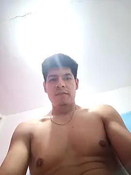 Snapshot of elmazitogrande chatting on October 17, 2:37 am elmazitogrande online show from October 17, 2:37 am