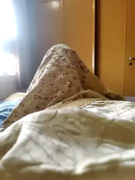 FatIndianBoy online show from December 28, 4:19 am