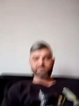 Snapshot of ptrmr chatting on December 25, 1:19 pm ptrmr online show from December 25, 1:19 pm