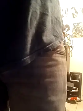 k1oudE online show from February 12, 5:46 am