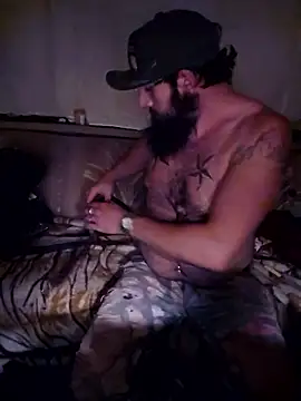 StruggleSnuggles online show from November 1, 3:10 am