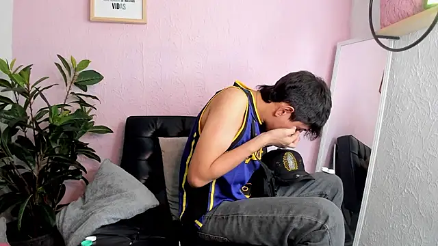 Brian-Ausslos online show from January 3, 8:43 pm