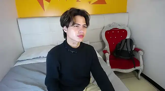 Snapshot of CollinStone chatting on January 12, 4:40 pm CollinStone online show from January 12, 4:40 pm