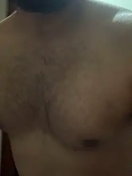 Snapshot of skyisthelimit12 chatting on December 29, 11:18 am skyisthelimit12 online show from December 29, 11:18 am