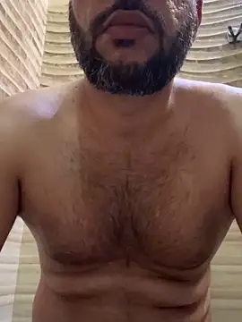 Snapshot of skyisthelimit12 chatting on October 1, 5:33 am skyisthelimit12 online show from October 1, 5:33 am