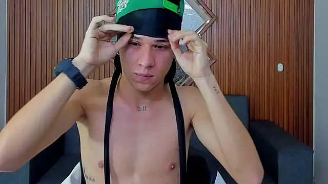 Snapshot of anyelo_waller chatting on February 19, 12:11 pm anyelo waller online show from February 19, 12:11 pm