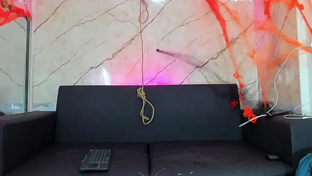 Snapshot of anyelo_waller chatting on October 23, 12:30 pm anyelo waller online show from October 23, 12:30 pm