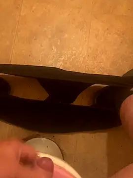 Snapshot of balint35 chatting on September 20, 10:26 am balint35 online show from September 20, 10:26 am