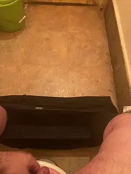 Snapshot of balint35 chatting on January 12, 4:08 pm balint35 online show from January 12, 4:08 pm