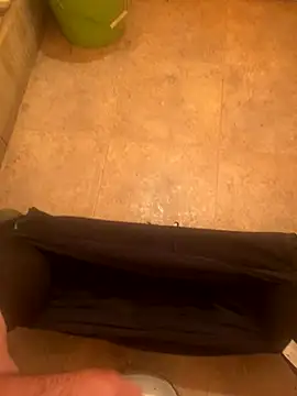 Snapshot of balint35 chatting on October 16, 6:10 am balint35 online show from October 16, 6:10 am