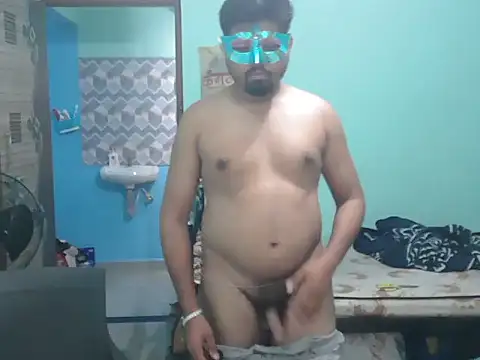 Desi Heat online show from March 31, 3:25 pm