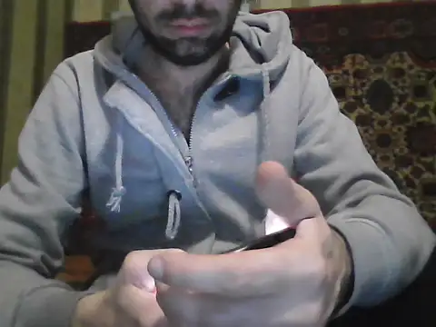 Snapshot of AlferezzSolvajo chatting on October 22, 7:01 am AlferezzSolvajo online show from October 22, 7:01 am
