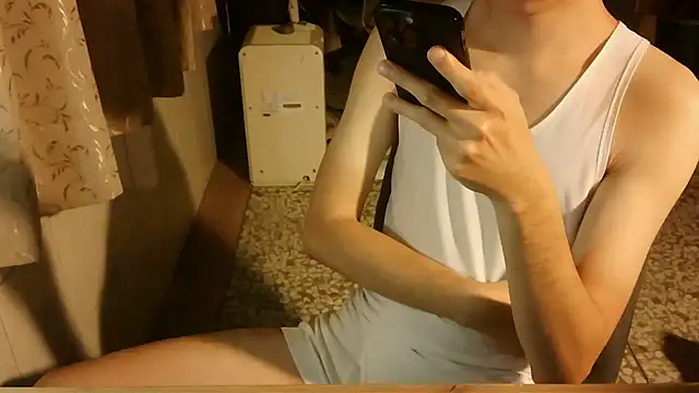 KYU890428 online show from March 7, 8:28 pm