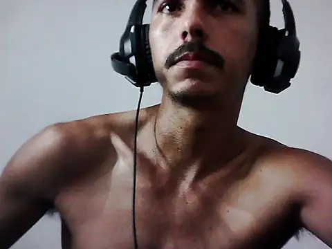 MagrinhoSaradoo online show from November 3, 12:48 am